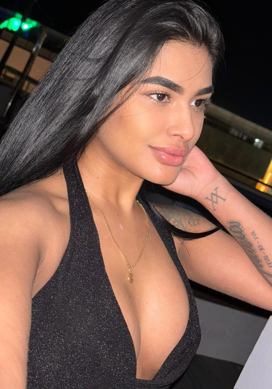 Escort - BUGATTI - Ibiza Tops